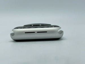 Apple Watch SE (GPS) Silver Sport 40mm w/ White Sport Band