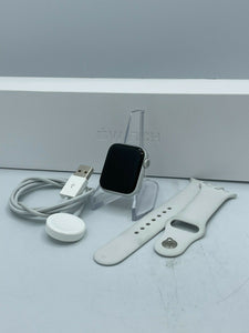 Apple Watch Series 6 (GPS) Silver Sport 40mm w/ White Sport