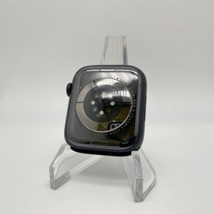 Apple Watch Series 7 (GPS) Midnight Aluminum 45mm w/ Black Sport Band Very Good