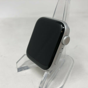Apple Watch Series 6 Aluminum (GPS) Silver Sport 44mm + White Sport Band