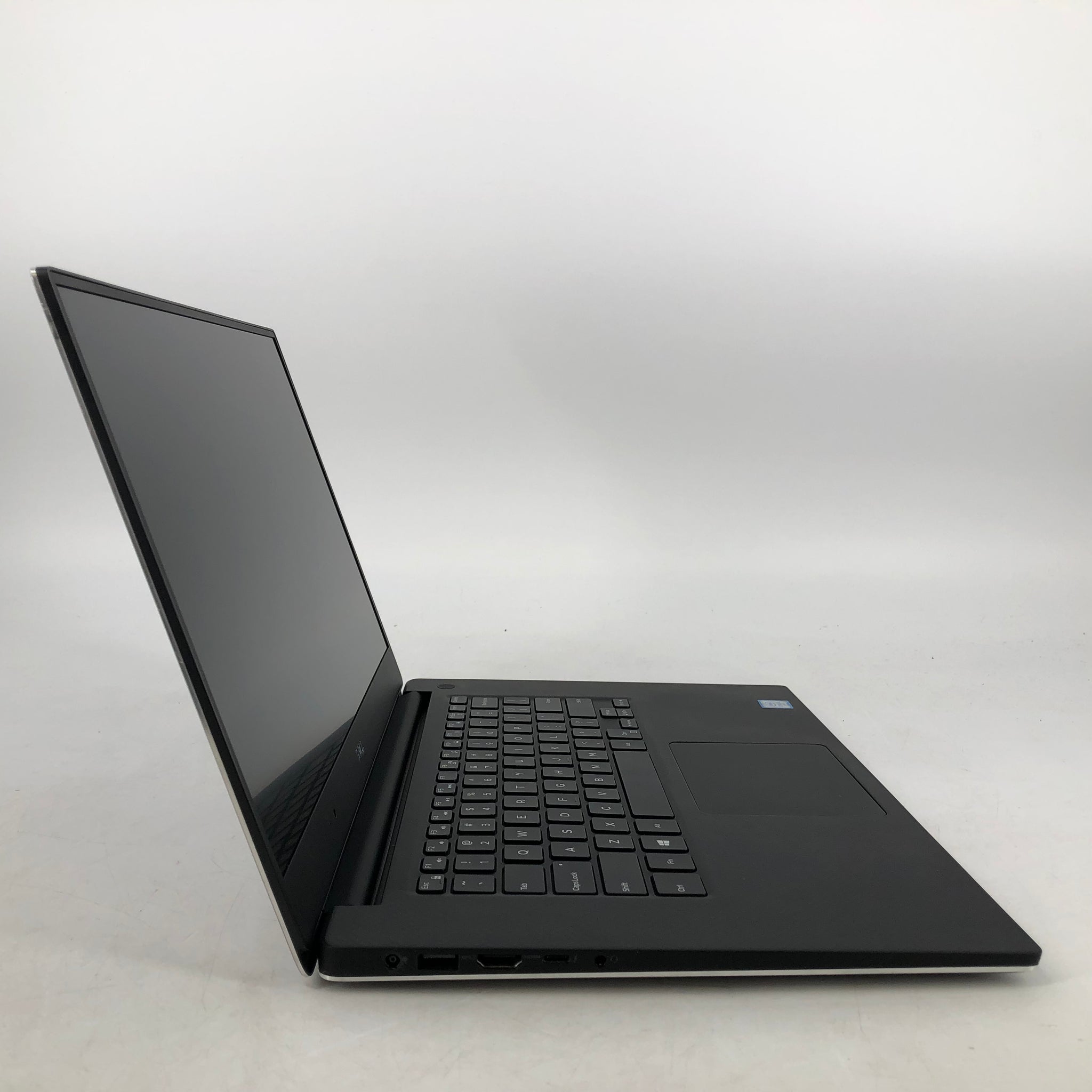 XPS 15 9550