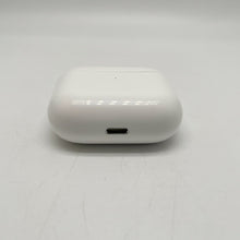 Load image into Gallery viewer, Apple AirPods (3rd Gen.) White Very Good Condition