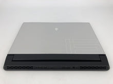 Load image into Gallery viewer, Alienware m15 R3 15.6&quot; 2020 FHD 2.6GHz i7-10750H 16GB 1TB - RTX 2070 S Excellent