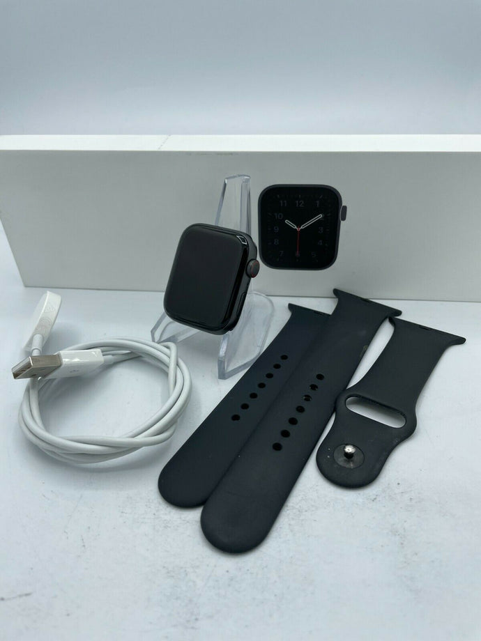 Apple Watch SE Cellular Space Gray Sport 44mm w/ Black Sport