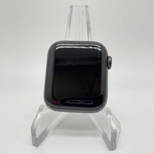 Apple Watch SE (GPS) Space Gray Aluminum 40mm w/ Black Sport Band Good