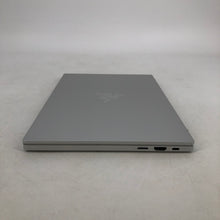 Load image into Gallery viewer, Razer Book RZ09-0357 WUXGA TOUCH 13.5&quot; Silver 2020 2.8GHz i7-1165G7 16GB 512GB