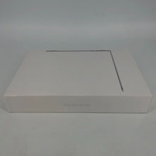 Load image into Gallery viewer, MacBook Air 13.6 Silver 2022 3.5GHz M2 8-Core CPU/8-Core GPU 8GB 256GB SSD - NEW