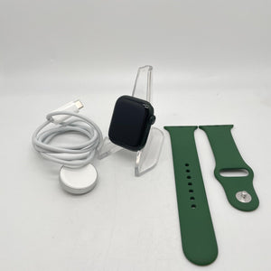 Apple Watch Series 7 (GPS) Green Aluminum 41mm w/ Green Sport Band