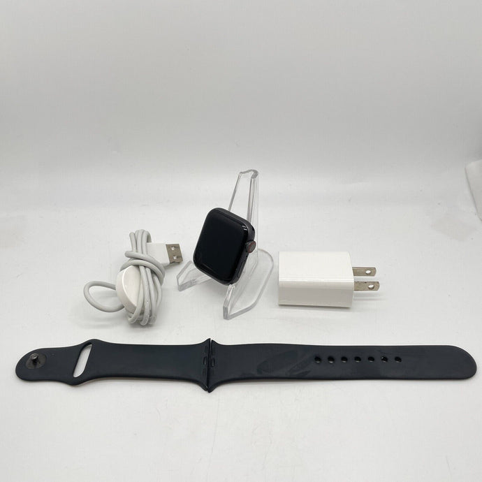 Apple Watch Series 5 Cellular Space Gray Aluminum 40mm w/ Black Sport Band