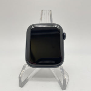 Apple Watch Series 7 (GPS) Midnight Aluminum 45mm w/ Black Sport Band Excellent