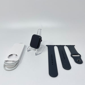 Apple Watch SE Cellular Space Gray Aluminum 44mm w/ Black Sport Band Excellent