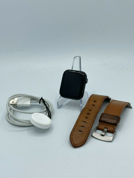 Apple Watch Series 6 (GPS) Space Gray Sport 44mm w/ Brown Leather