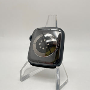 Apple Watch Series 8 (GPS) Midnight Black Aluminum 45mm w/ Sport Band Excellent