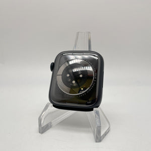 Apple Watch Series 7 (GPS) Midnight Black Aluminum 45mm w/ Black Sport Excellent